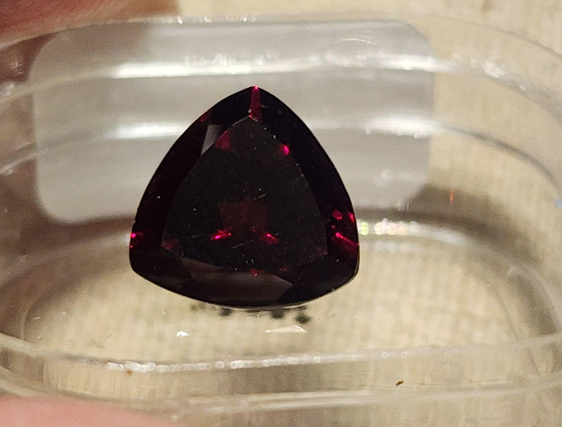 Large Ruby? Garnet? Stone 7.95 Ct