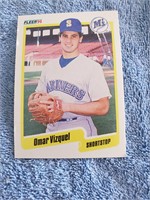 1990 Fleer , Omar Vizquel Rookie Card #528