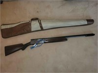 Browning U.S. made St.Louis shotgun 12 ga with sof