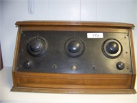 Antique Stewart Warner Radio Model 305