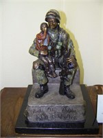 Soldier Statue "I Am an American"