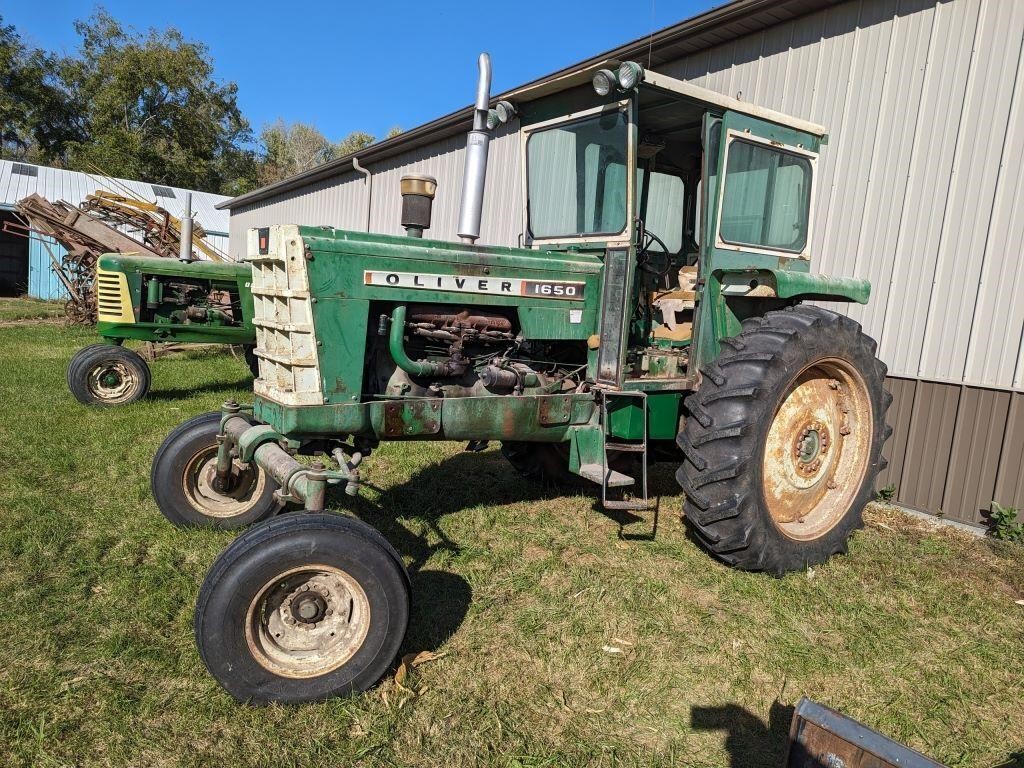Oliver 1650 gas tractor, gas, NF, cab
