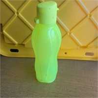 Tupperware water bottle, yellow neon