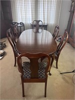 Virginia House vintage Table and 6 chairs
