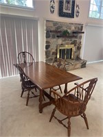 Vintage kling table and 4 chairs