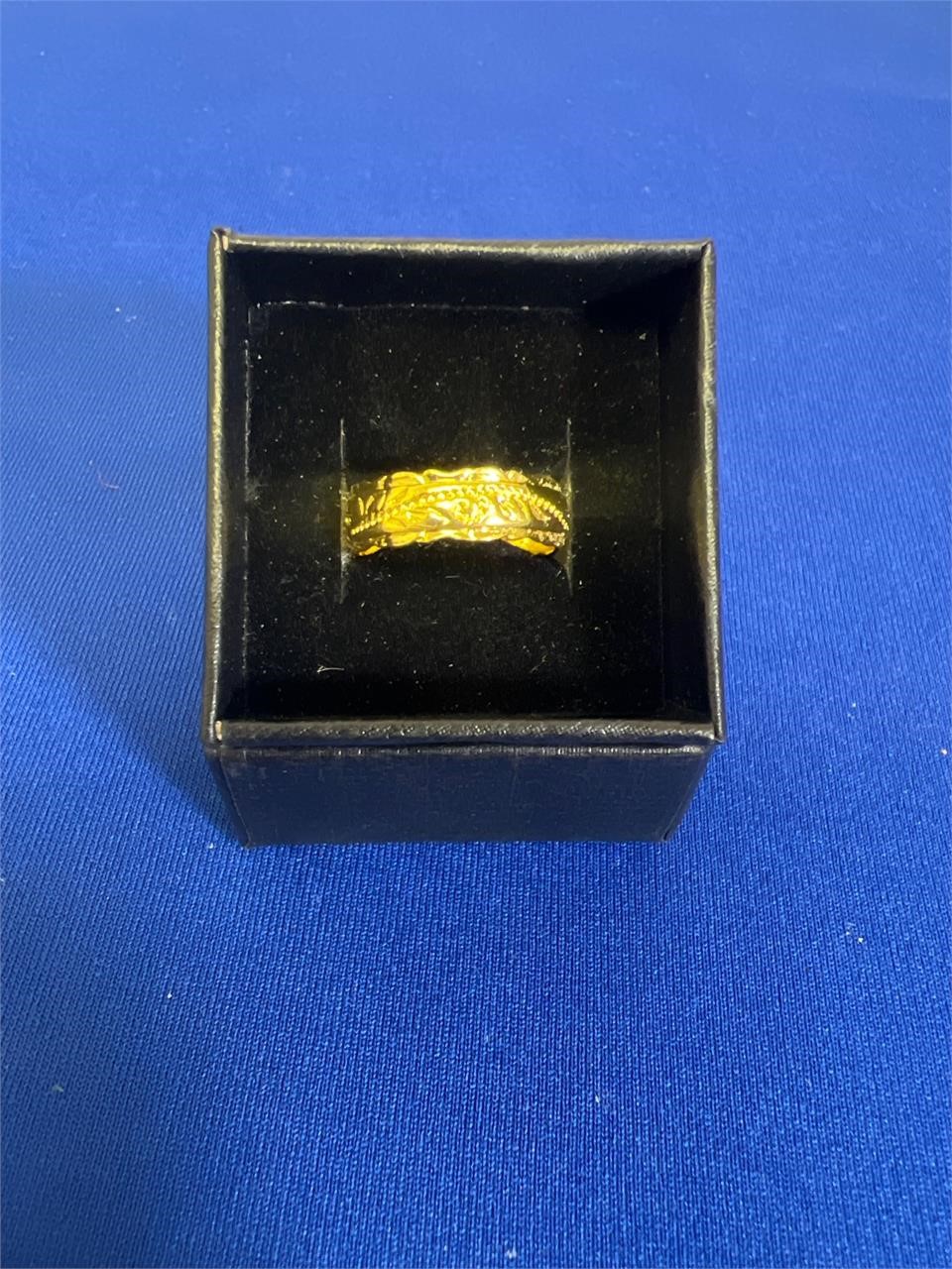 Antique 14 Karat Gold Band Ring