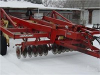 Krause 2800 9 shank chisel plow