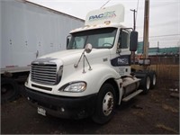 2006 Freightliner Columbia T/A Hiway Tractor - Day