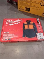 Milwaukee M12 Heated Women's Axis Jacket S