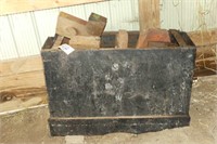 Weight Box with Quantity of Weights