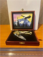 New stainless steel eagle pocket knife/wooden box