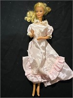 Vintage 1968 Twist and Turn Barbie Doll