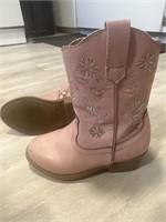 D5) Kids size 7 cowgirl boots