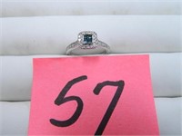 10kt White Gold, 3.0gr. Ladies Ring with Diamonds