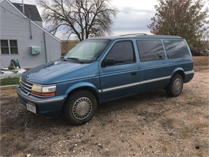 1992 Plymouth Voyager Van