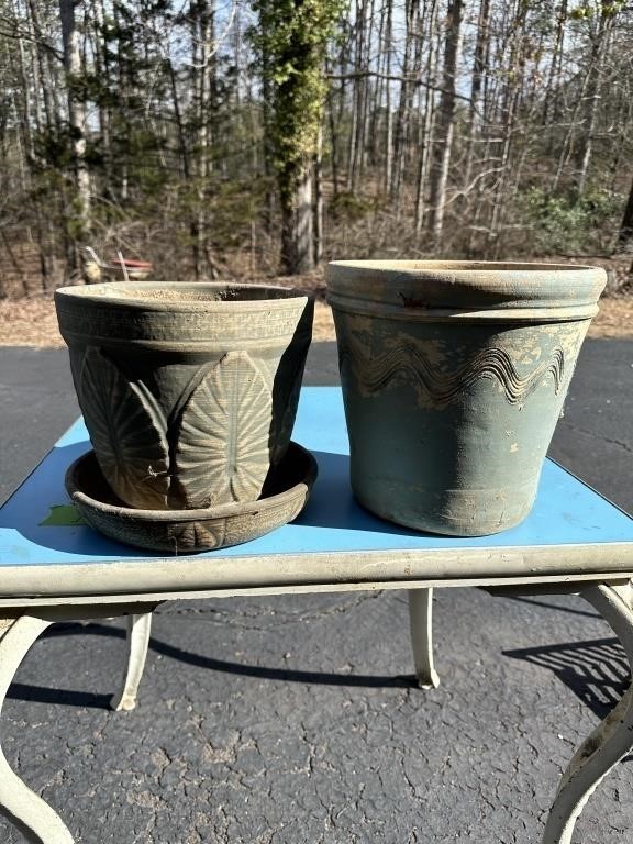 Set of 2 Green Pottery Flower Pots