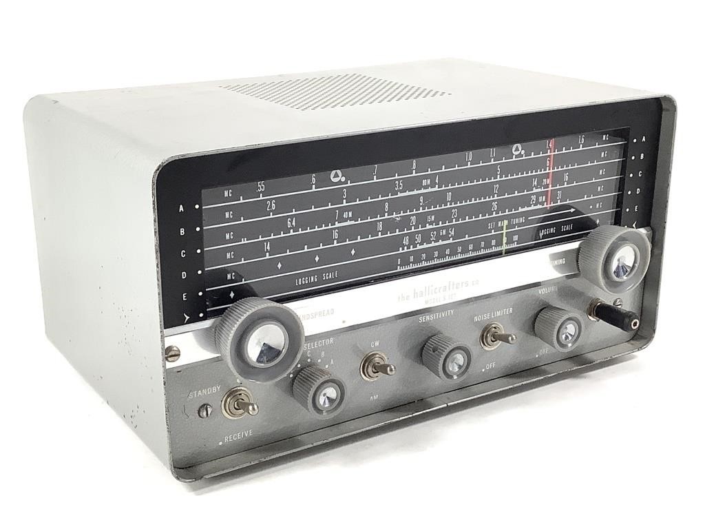 Vtg Hallicrafters Model S-107 Radio / Receiver