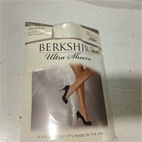 Berkshire Ultra Sheers Pantyhose Queen 3x-4x