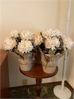 3 Potted Faux Mums
