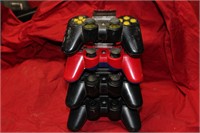 For PlayStation 3 controllers and charging docks