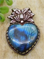 LABRADORITE HEART PENDANT WITH INTRICATE TOOLING R