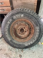 Good year tire 265/75R 16