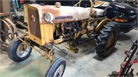 IH Cub tractor w/5ft sickle bar mower
