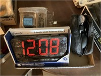New alarm clock, digital smart style watch,