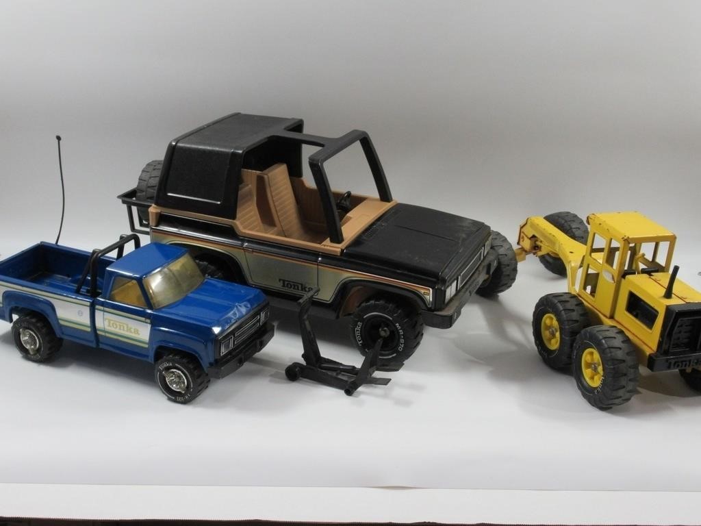 TootsieToy, Dinky Toys, and More Vintage Diecast Vehicles