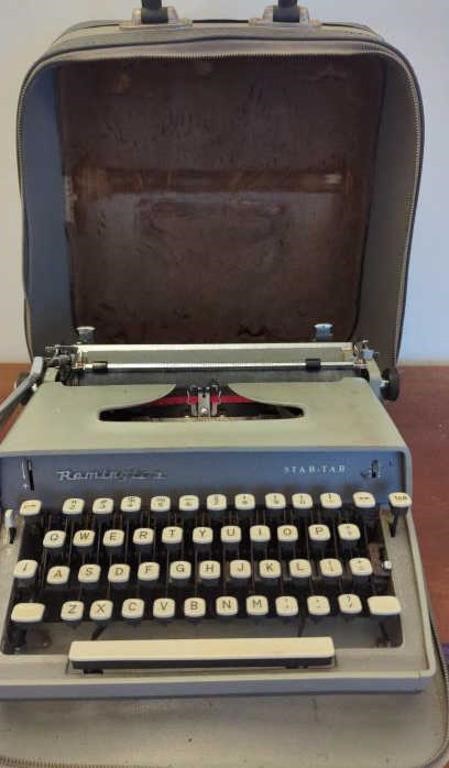 Remington star tab. Typewriter