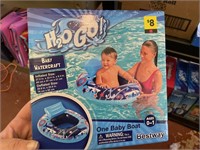 H2O GO  shark baby raft