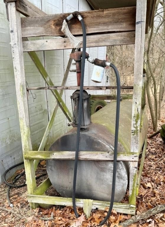 Approximately 275 gallon fuel tank, skid type