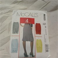 2007 McCalls Sewing Pattern 5523 Size 12-18 UNCUT