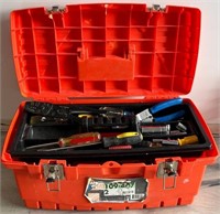 R - TOOL BOX W/ CONTENTS (G132)