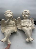 Shelf sitting angels vintage