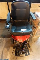 ELECTRIC WHEEL CHAIR W/ CHARGER
