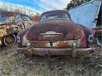 1952 Chevrolet two post