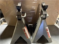 PAIR OF PITTSBURGH 6TON HEAVY DUTY JACK STANDS