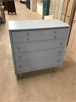 Mid century modern painted chest of drawers. 38 x