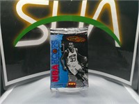 1996-97 NBA Hoops Skybox Pack Sealed Kobe RC?