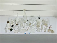 Group Lot - Laboratory Glass & Ceramic Pieces
