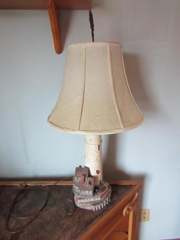 lighthouse table lamp w/old finial & end table