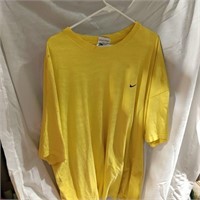 Nike Mens T-Shirt Yellow Embroidered Logo Pullover
