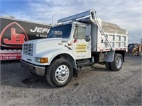 1999 International 4900 Dump Truck