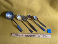 Silver plate mixed utensil set of 5