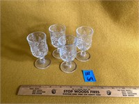Set of 4 Glasses