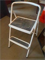 White framed step stool metal