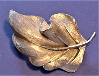 BSK Leaf Pin Brooch NWOT