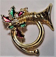 Christmas Horn Pin Floral