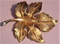 Goldtone Maple Leaf Pin Brooch